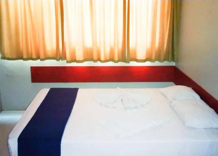 Sunseekers Outrigger Hotel